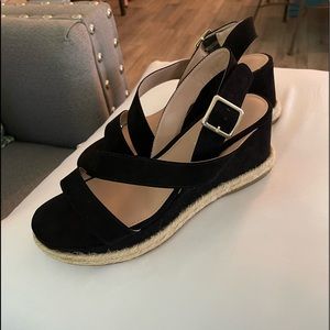 BCBG Wedges- never worn